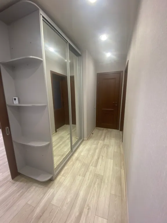 Просторный люкс с большой ванной и двумя лоджиями