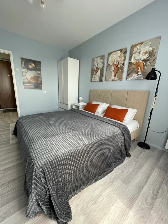 Оригинальная однокомнатная в районе аэропорта