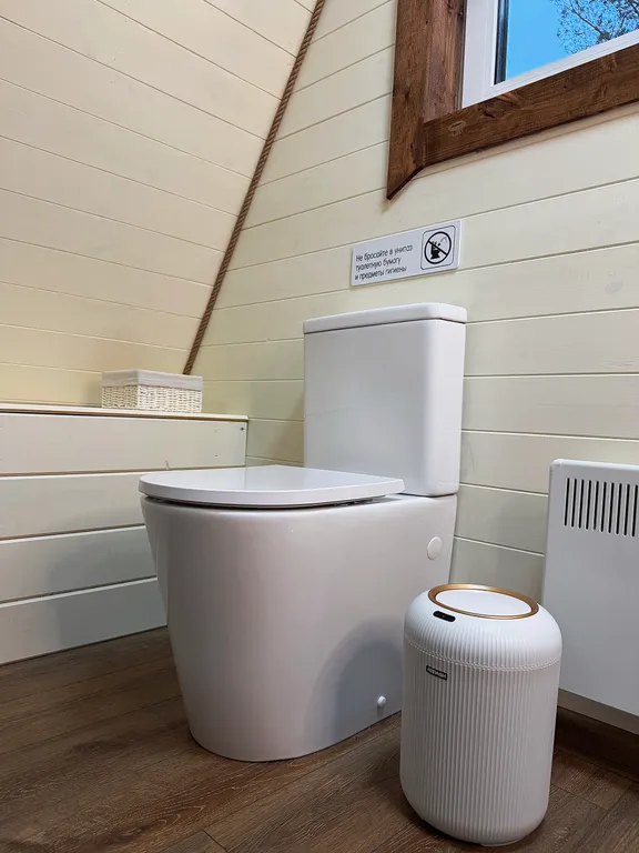 Белый а-фрейм