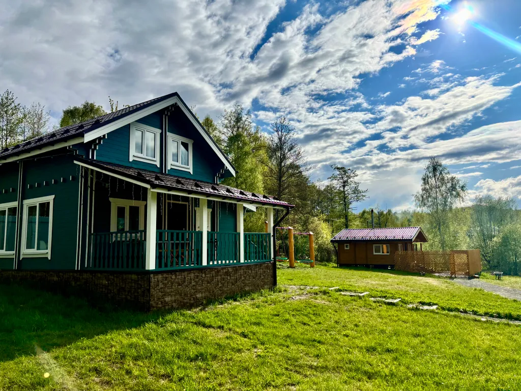 Дом у озера, Баглачевские дачи