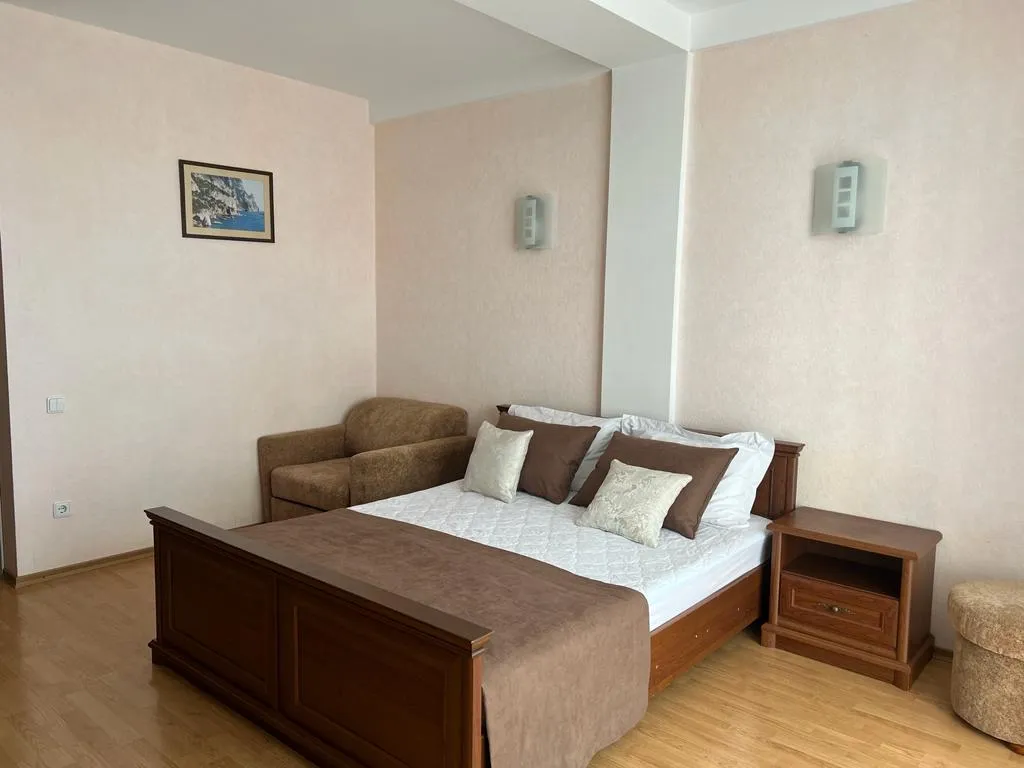 Квартира Корпус Аврора двухместный 3 этаж — аренда посуточно в Алушта