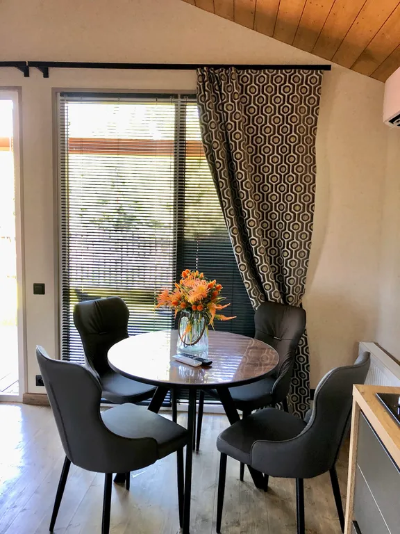 Коттедж у реки в центре Звенигорода