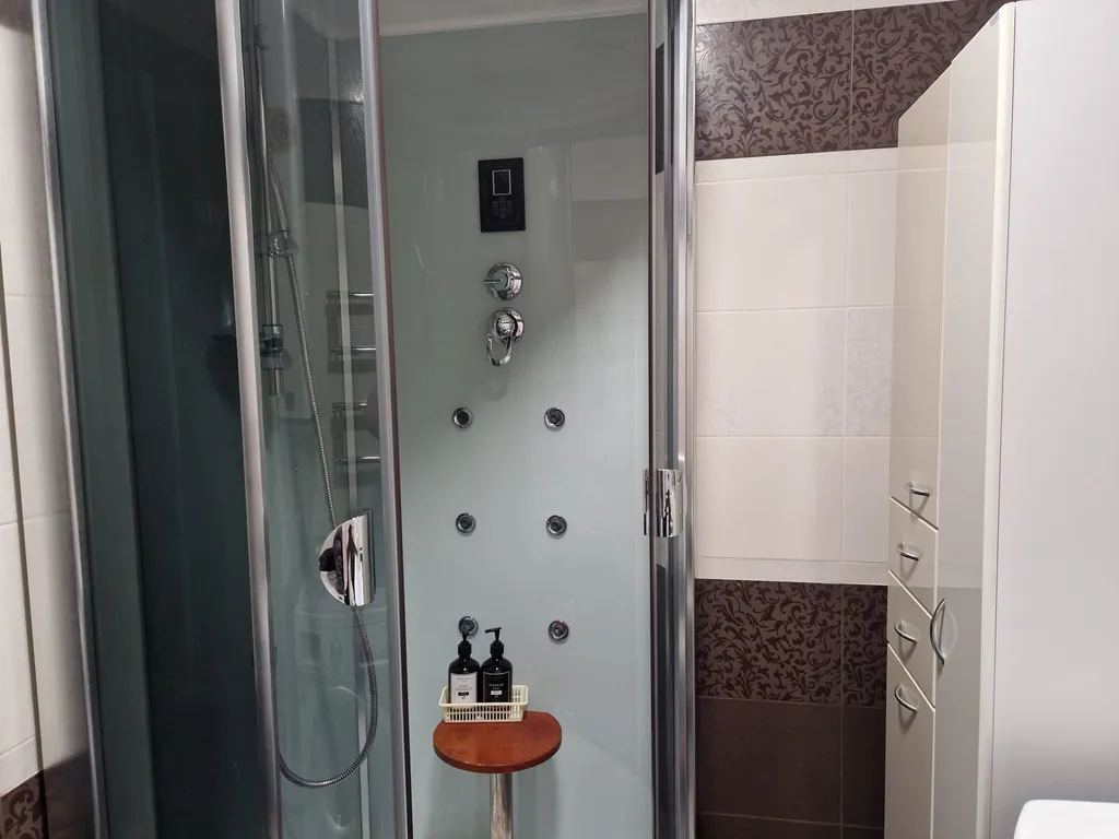 Уютная чистая евродвушка, очень удобно если вы проездом М4