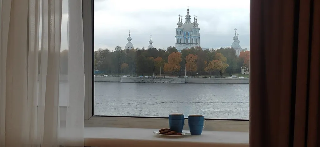 Квартира на набережной
