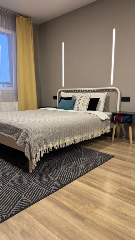 Большая студия в центре на 22 этаже с видом на реку и колесо обозрения