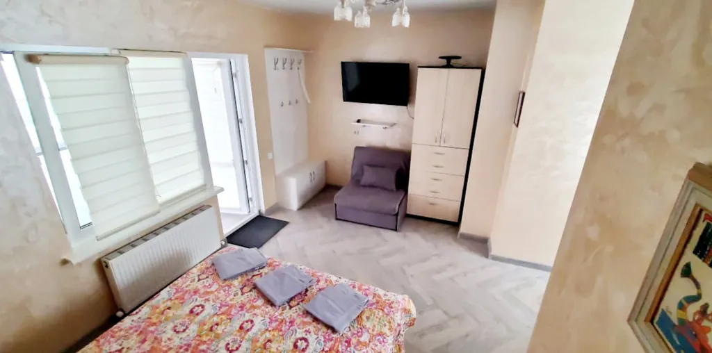 Комфортный номер с террасой и с видом на озеро