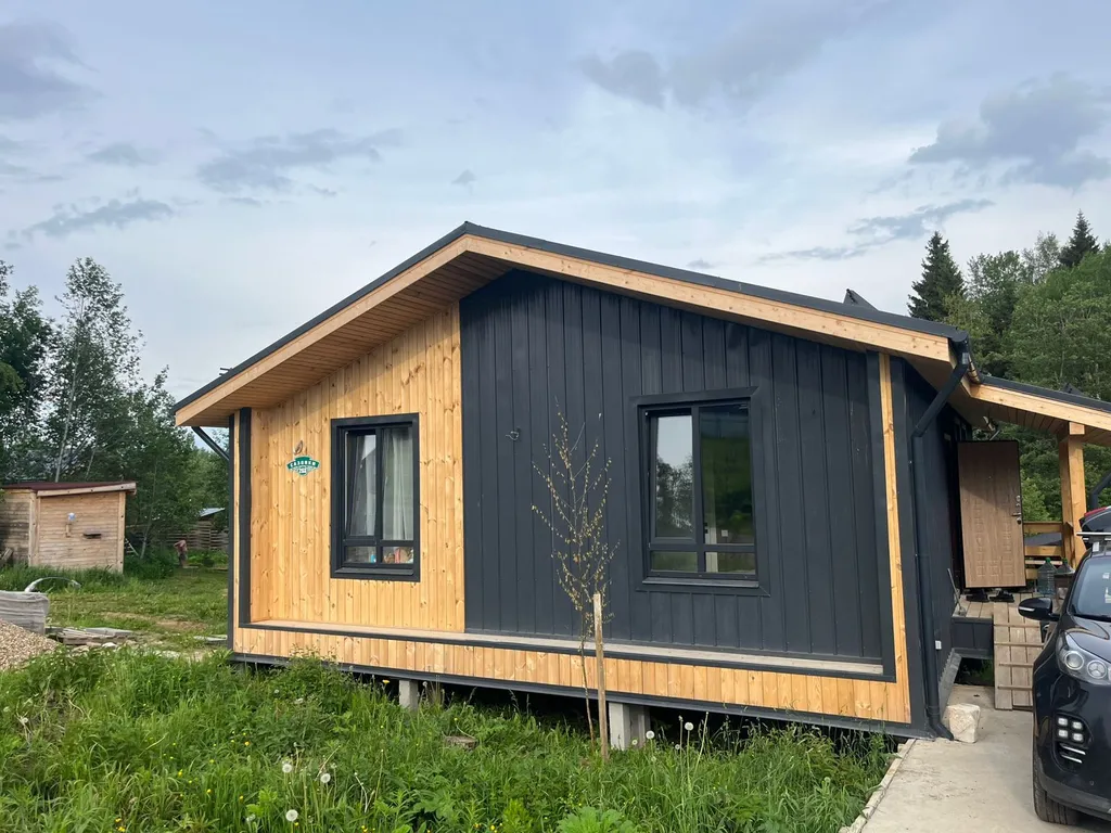 Просторный дом с баней и чаном