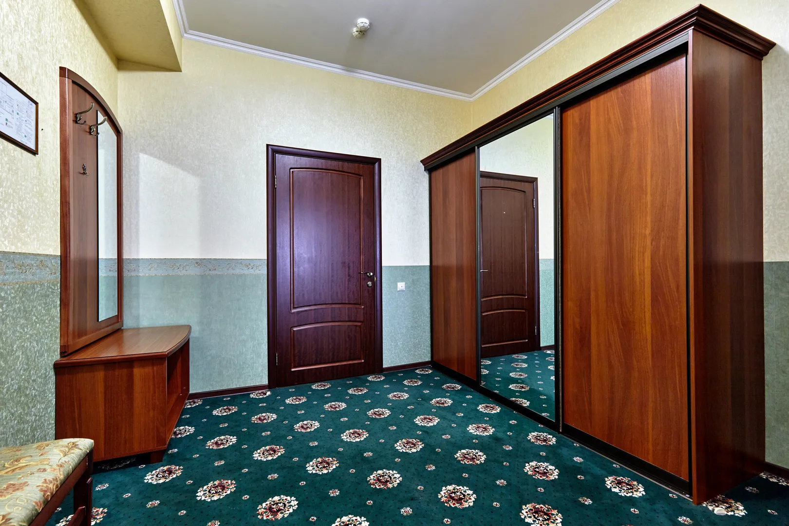 Фото