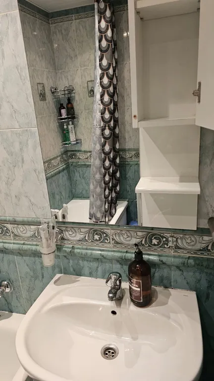 Просторная трешка для командировочных