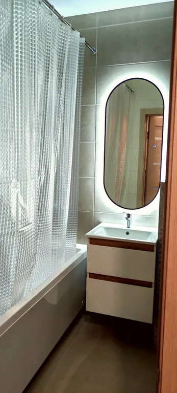 Уютная квартира с видом на закат в центре города