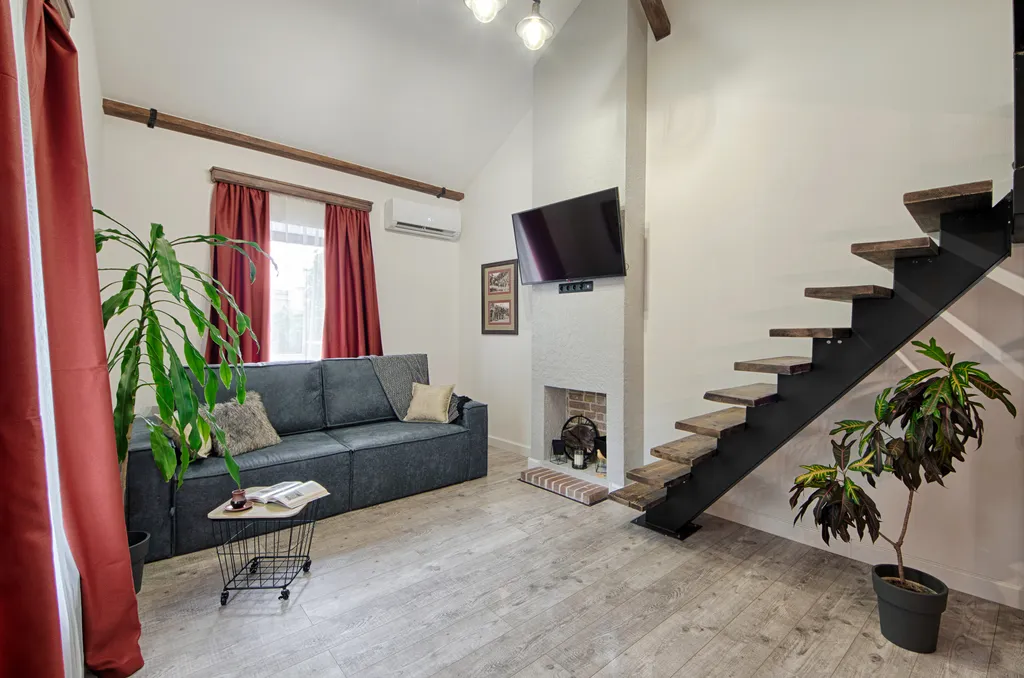 Loft апартаменты в центре