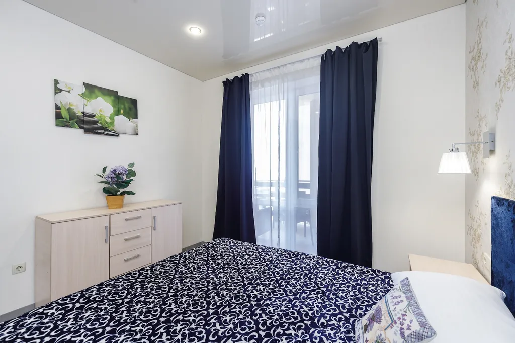 Апартаменты люкс трёхкомнатные с видом на море (2 этаж)