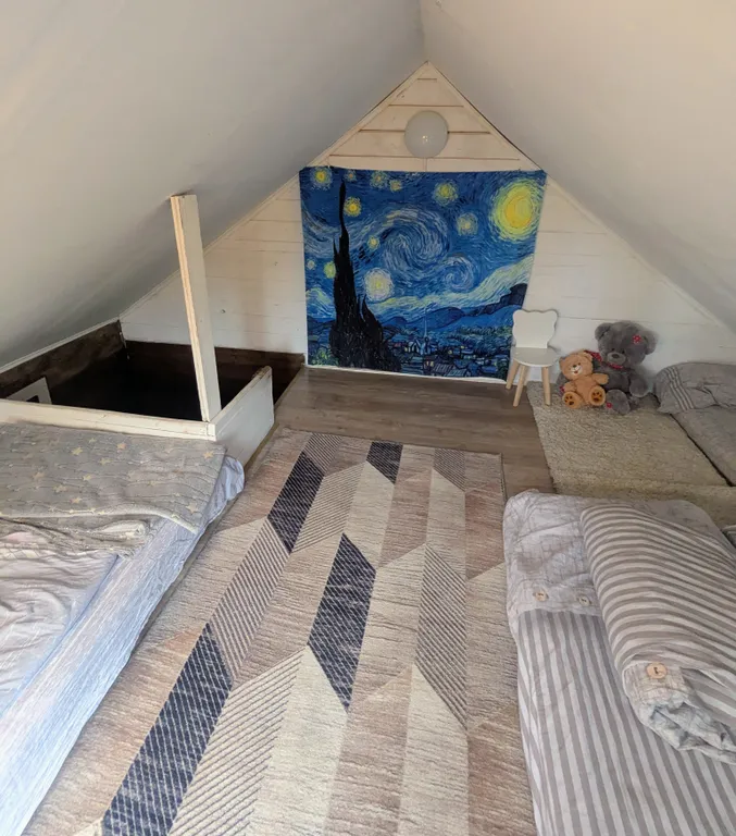 Коттедж Уютный домик с камином и бассейном — Глазово