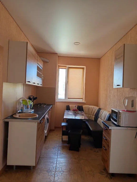 Квартира Апартаменты с видом на море — аренда посуточно в Орджоникидзе