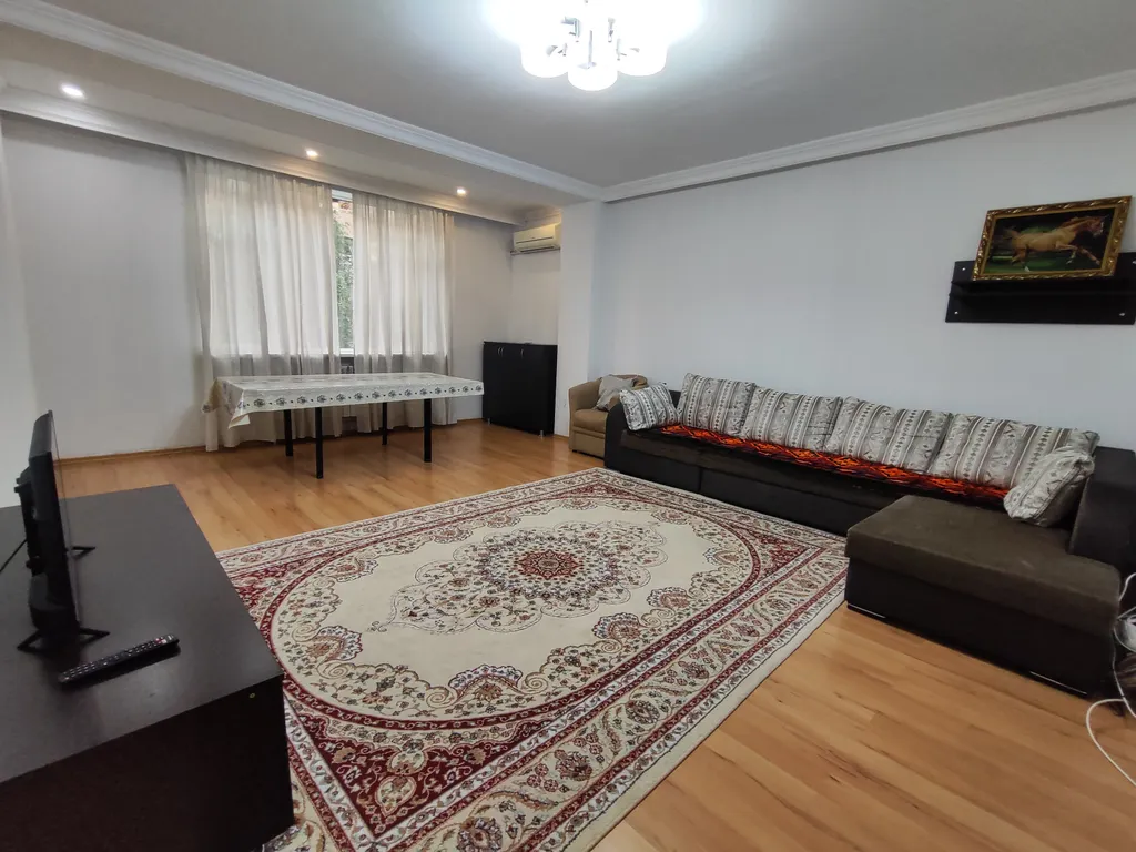 Двухкомнатные уютные апартаменты в самом центре города