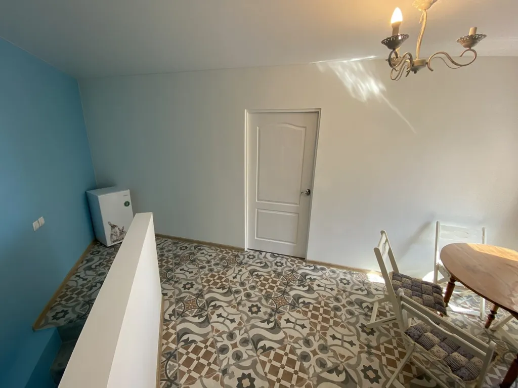 Отдельный дом с двором