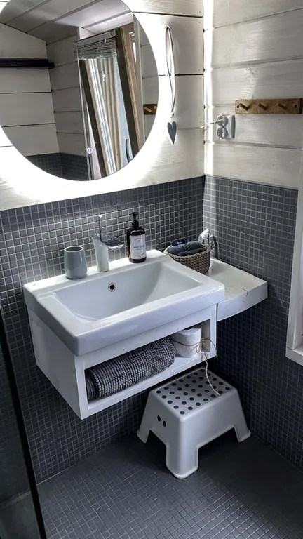 Дубльдом в сoснaх