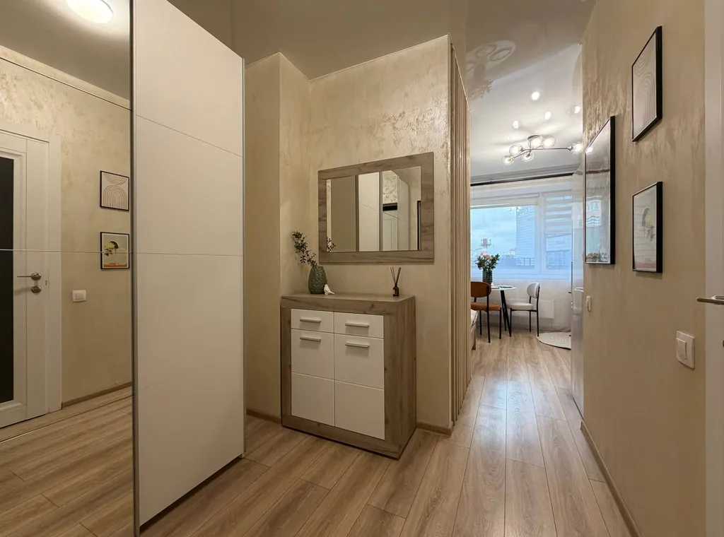 Студия на бульваре