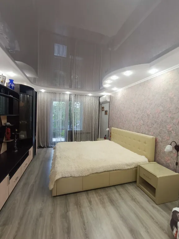 Домик в Лениском на берегу озера