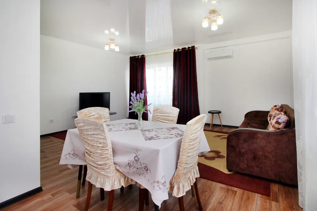 Квартира на берегу озера