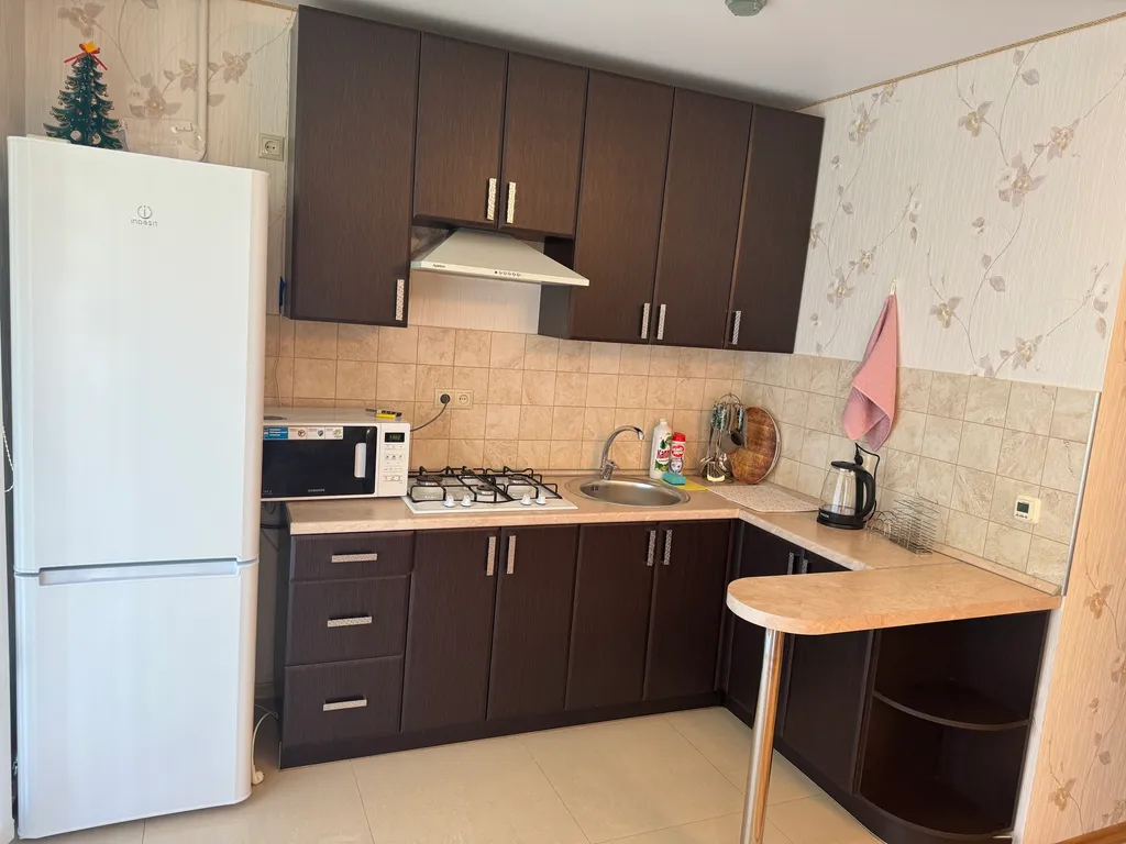 Тихое место, светлая квартира, свежий воздух