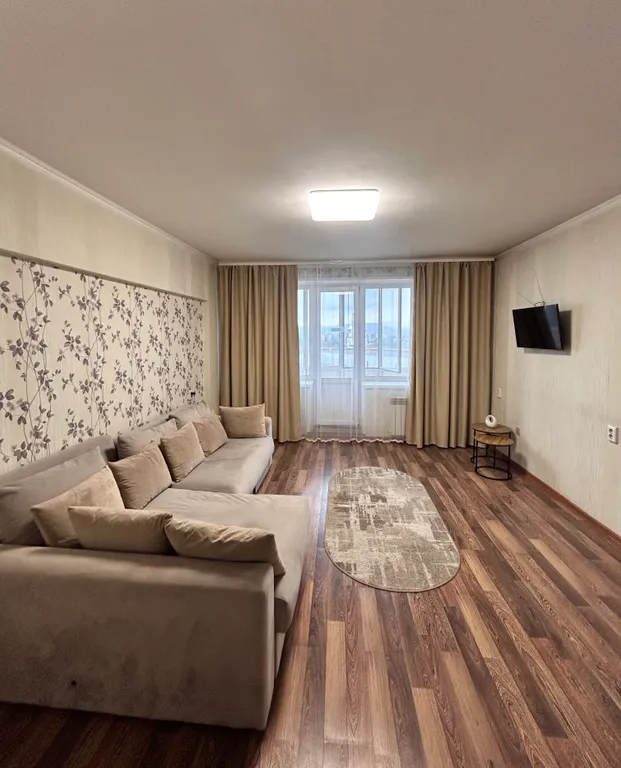 Квартира с видом на Преображенский собор