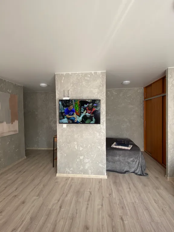 Квартира-студия возле набережной Онежского озера