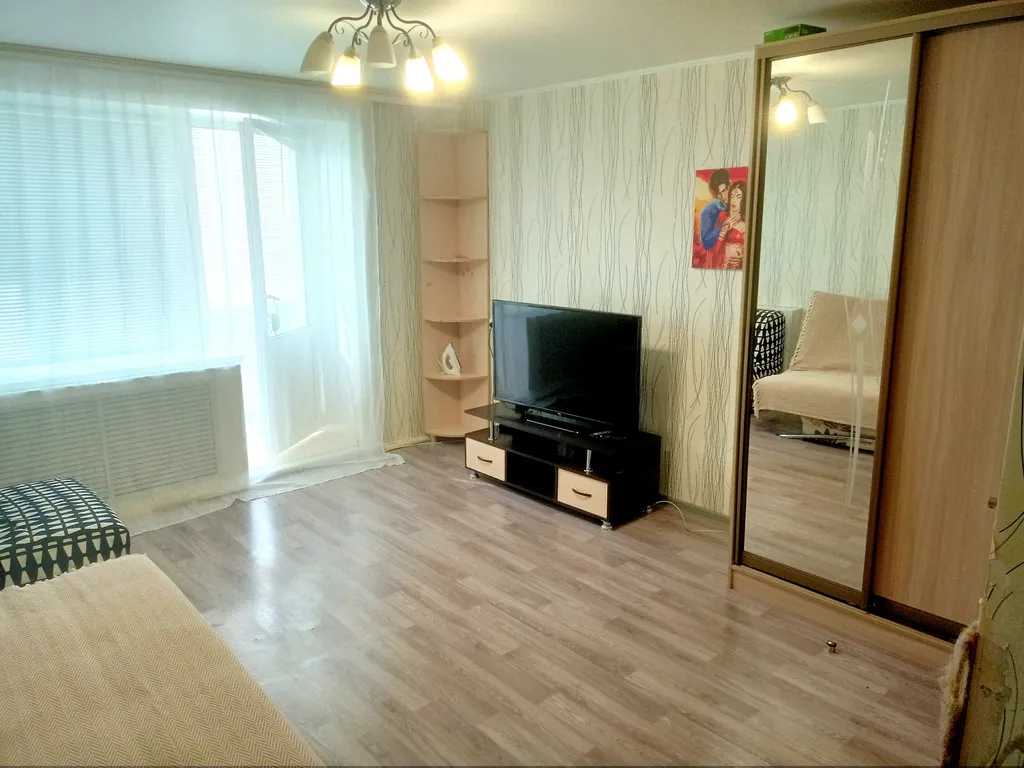 Уютная квартира с большой светлой лоджией.