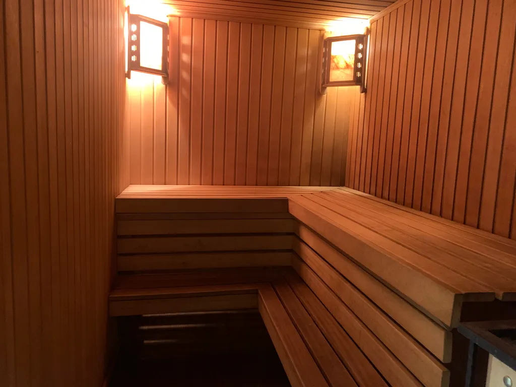 Красивый гостевой дом с баней на дровах возле Минского Моря