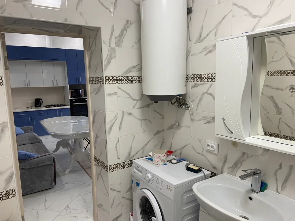 Дом под ключ без хозяев со своим двором