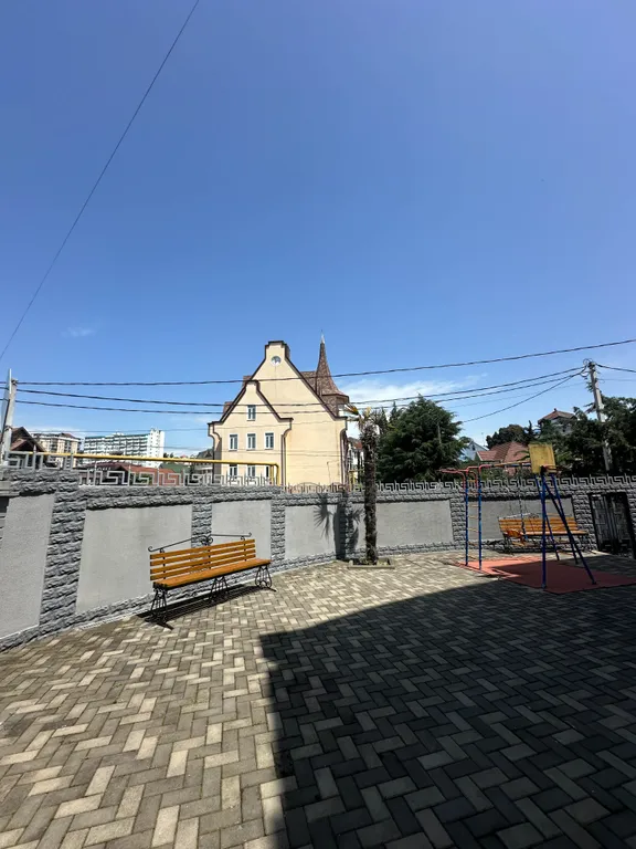 Квартира Квартира Апартамент в центре Сочи, рядом море, парк аттракционов Ривьера, морской вокзал — Сочи