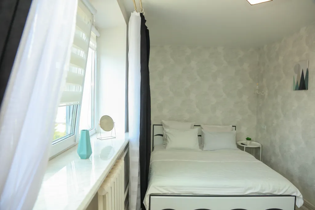 2-комнатная с видом на площадь Ленина