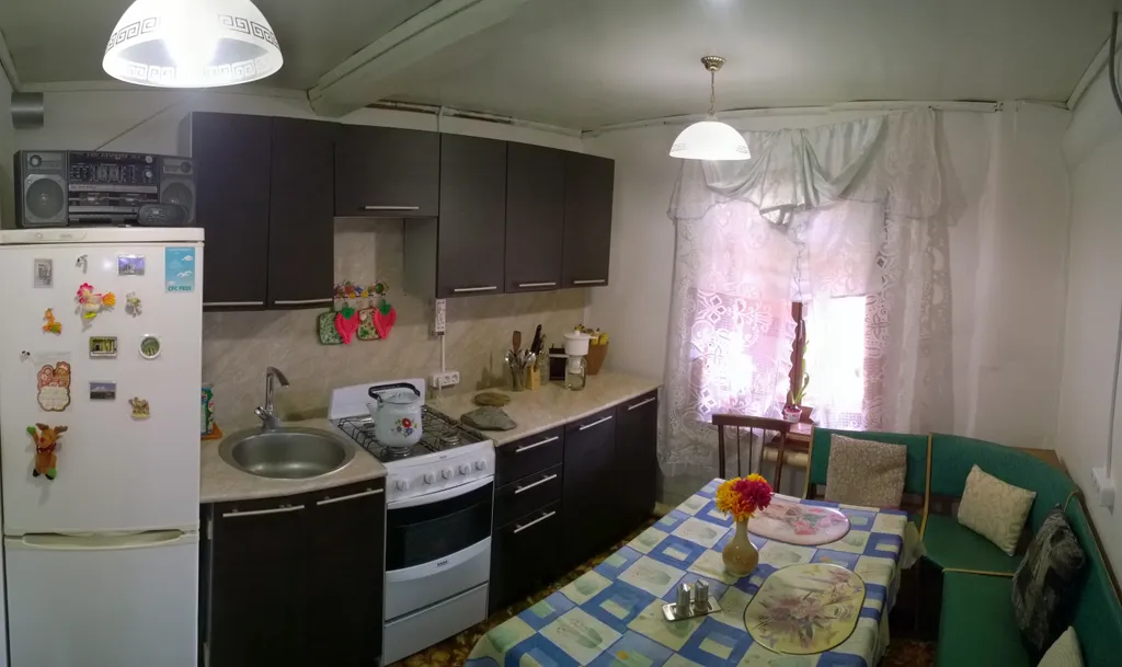 Дом на берегу Волги в старокупеческом селе