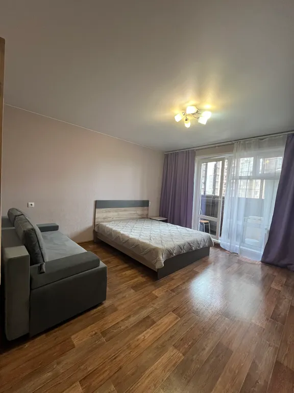 Квартира Уютная квартира возле ТРЦ Планета, где места хватит всем — Красноярск