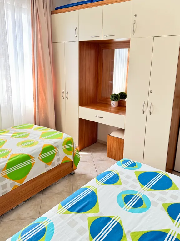 Уютная квартира с видом на бассейн в Оваджике у моря