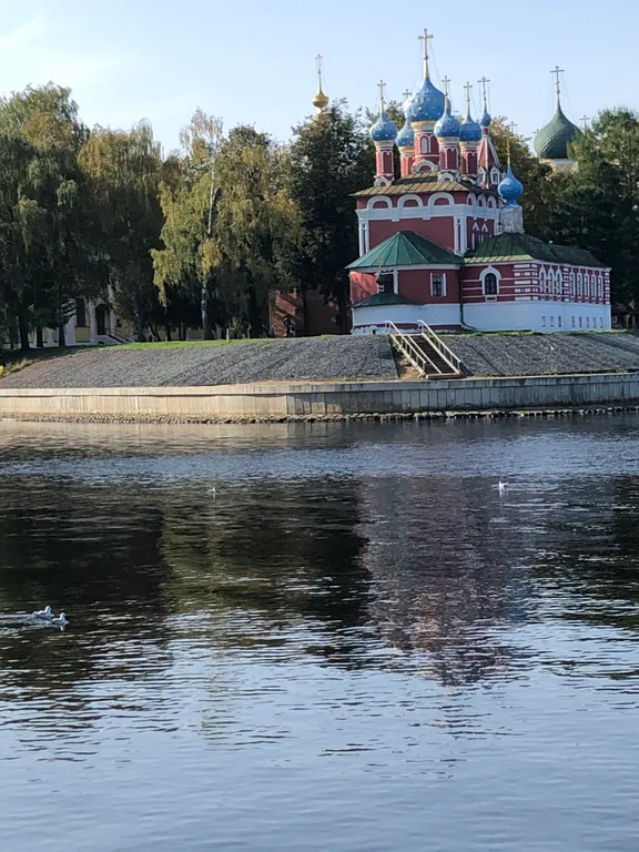 Апартаменты Сердце Углича в центре с видом на Храм, р.Волгу и Парк