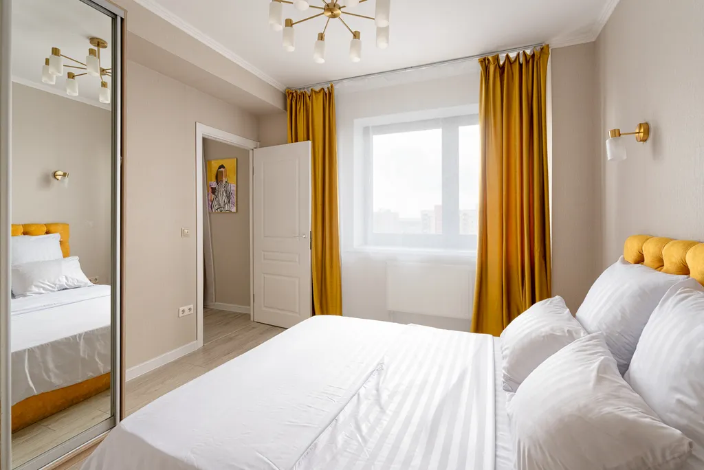 Евро девушка в Красном ките