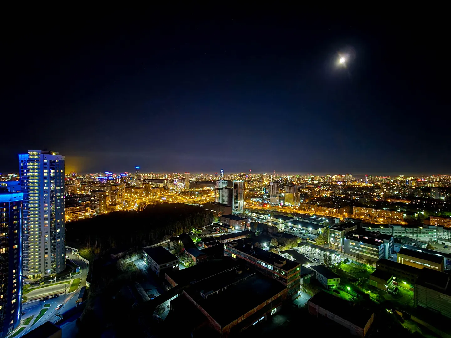 Фото