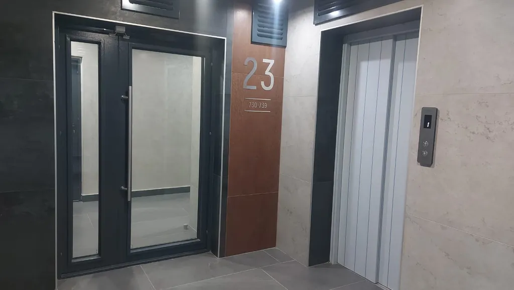 Квартира Квартира Студия с евроремонтом у метро Заельцовское, у зоопарка, мед, СГУПС в центре — Новосибирск