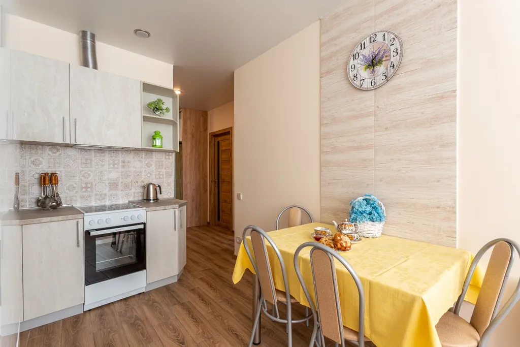 Двухкомнатная квартира с балконом Москва Lamare мкрн. Светлана