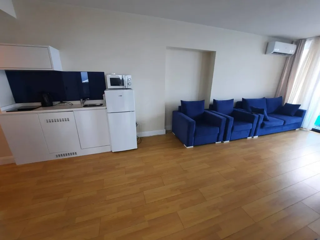 3-комнатная Квартира