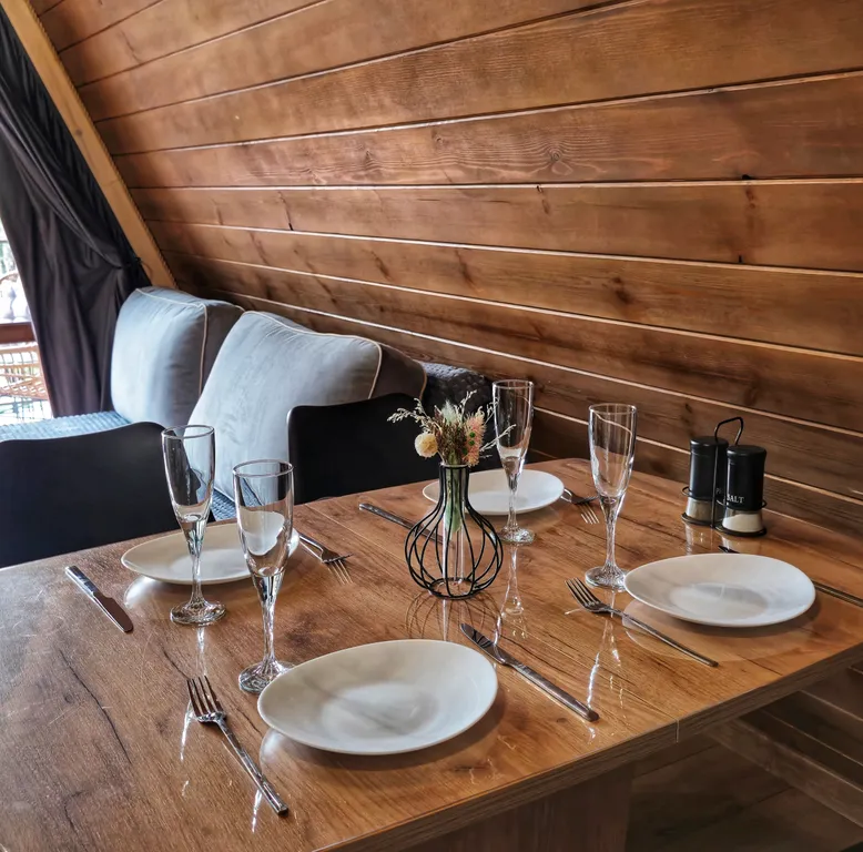 Коттедж Коттедж Шале с 1 спальней, кухня-гостиная с диваном и ванной комнатой — Мезмай