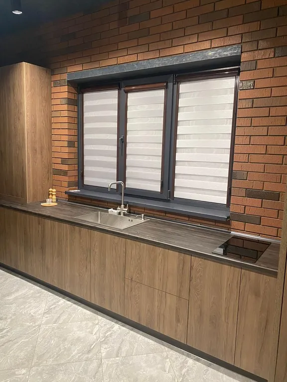 Частный дом с футбольным полем