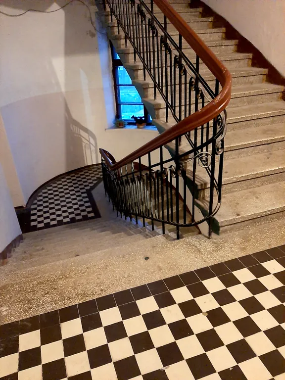 Евростудия в caмом центре города