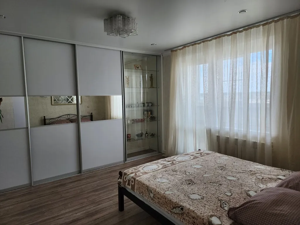 Уютная двухкомнатная квартира с видом на город