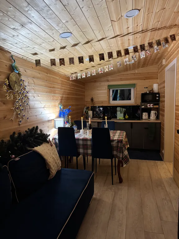 Домик павлин