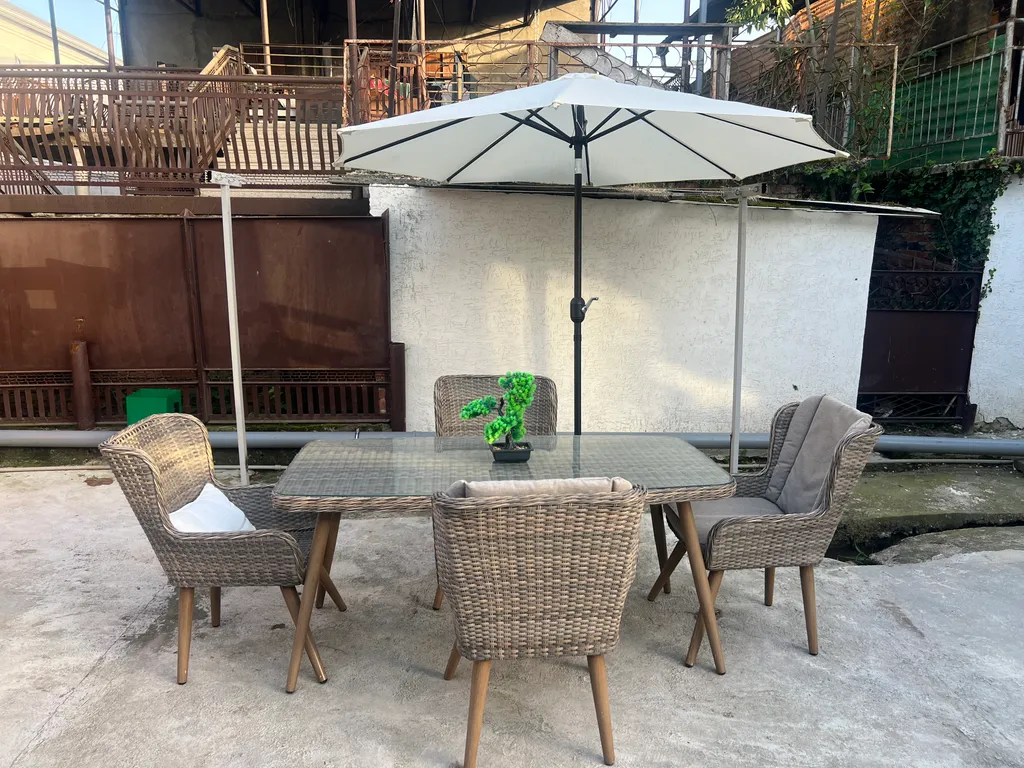 Коттедж Коттедж в центре города — Сухум