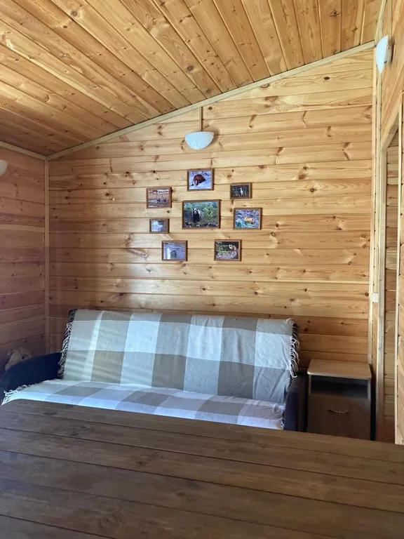 Уютный двухэтажный дом с баней