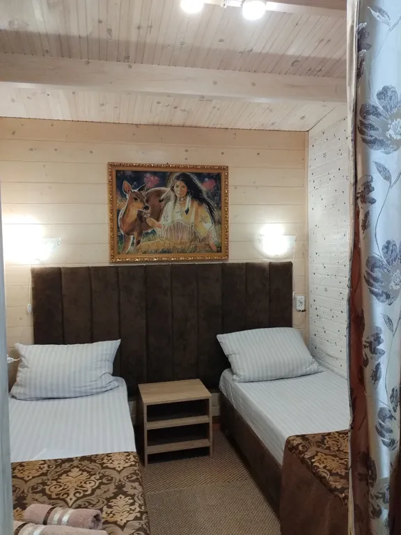 Уютный деревянный дом-бунгало