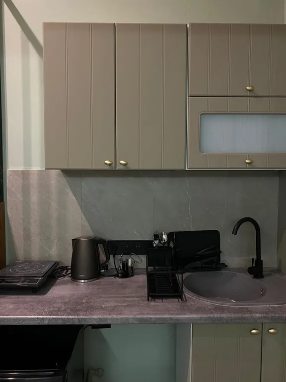 Квартира Двухъярусная студия в центре города. — Сухум